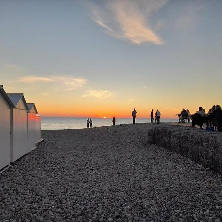 Charmante Villa Plein Sud 50M De La Plage - Balcon Vue Laterale Sur Mer - Equipee De La Fibre, Wifi, Internet Mers-les-Bains Buitenkant foto